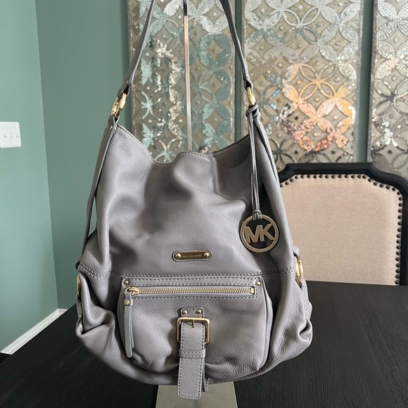 Michael Kors Shoulder Bag - Picture 1 of 12
